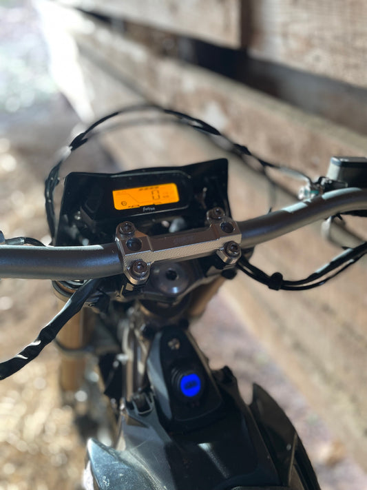 Ultra Bee Bar Clamp